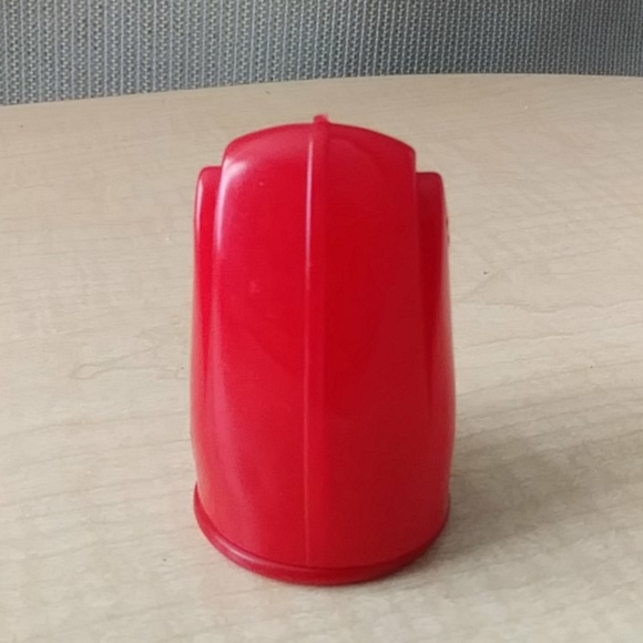 Vintage Red Plastic Salt & Pepper Shaker - Picture 3 of 7